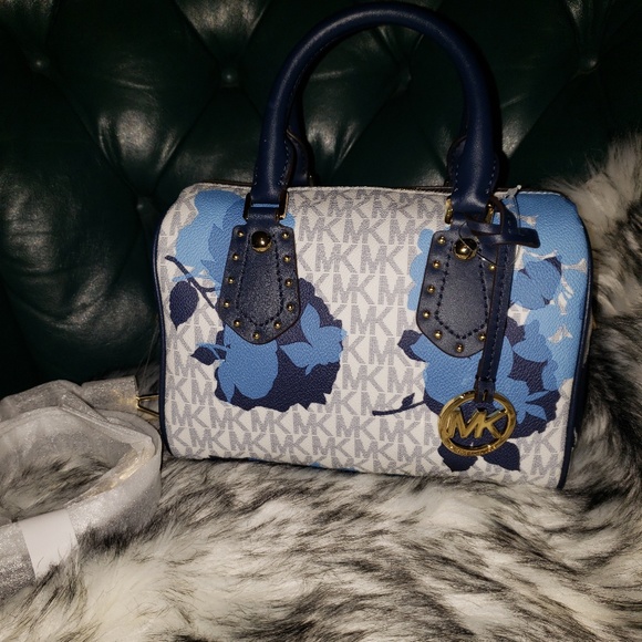 Michael kors SOLD. SOLD. MER C - Picture 2 of 6